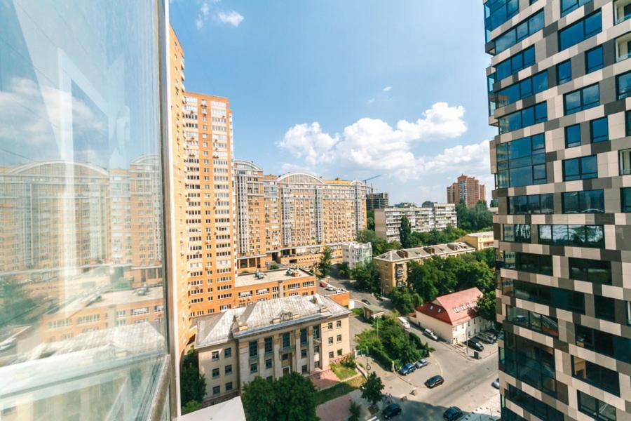 Квартира на улице Деловая Киев Экстерьер фото
